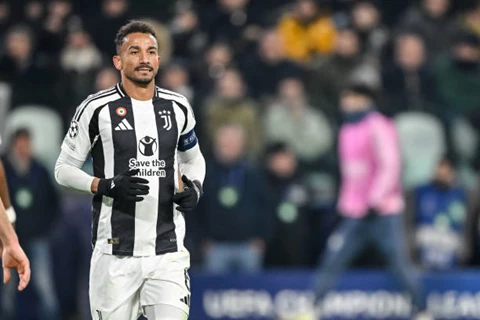 يتدرب منفردا.. تقارير تكشف تفاصيل آخر أيام دانيلو في يوفنتوس